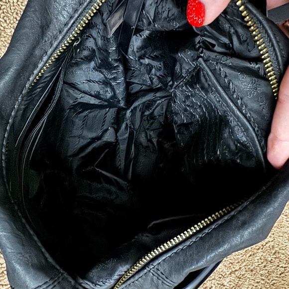 Simply Vera Vera Wang Black Shoulder Bag - Picture 5 of 7